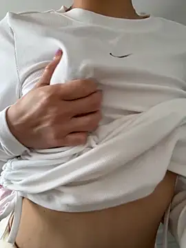 skybeatrice7 online show from 11-23-25, 07:24