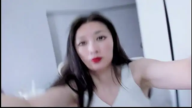 Snapshot of A_dabo chatting on 11-01-25, 06:48 A dabo online show from 11-01-25, 06:48