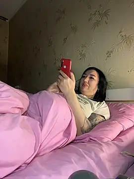 Naughtbaby 2025 online show from 02-17-26, 12:18