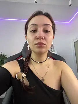 Snapshot of AshleySkott_ chatting on 10-03-25, 08:33 AshleySkott online show from 10-03-25, 08:33