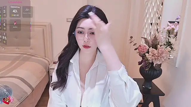 Tingdie online show from 11-30-25, 02:32