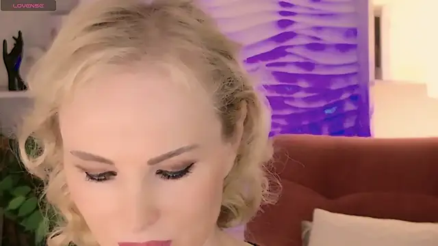 Sandra Kind online show from 06-07-26, 05:11