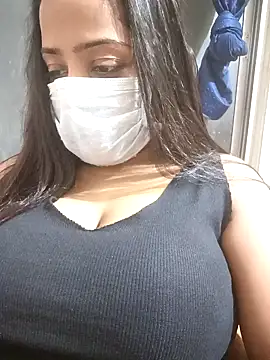 COZY ROZI online show from 12-01-25, 04:56