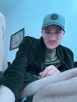 Snapshot of yoyoboy988 chatting on 03-08-25, 10:56 yoyoboy988 online show from 03-08-25, 10:56