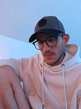 Snapshot of yoyoboy988 chatting on 03-10-25, 08:12 yoyoboy988 online show from 03-10-25, 08:12