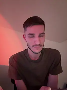 Snapshot of yoyoboy988 chatting on 03-17-25, 03:07 yoyoboy988 online show from 03-17-25, 03:07