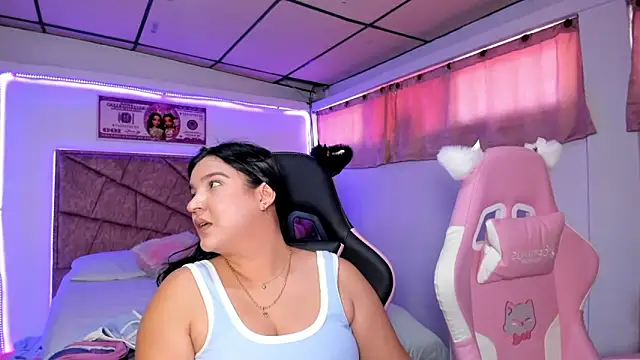 Cristal Smith20 online show from 04-24-26, 04:09