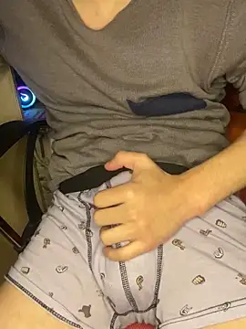 Snapshot of BaltacZ chatting on 02-20-25, 07:30 BaltacZ online show from 02-20-25, 07:30