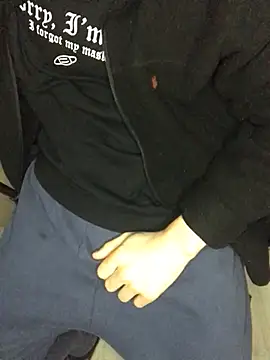 Snapshot of BaltacZ chatting on 02-23-25, 05:07 BaltacZ online show from 02-23-25, 05:07