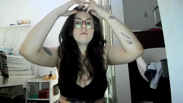 Snapshot of Rosiee69_ chatting on 02-26-25, 08:33 Rosiee69  online show from 02-26-25, 08:33