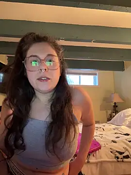 Snapshot of Rosiee69_ chatting on 03-02-25, 10:16 Rosiee69  online show from 03-02-25, 10:16