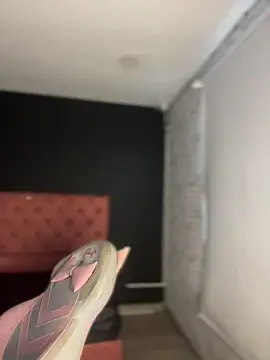 Snapshot of Emily-teen chatting on 03-13-25, 10:43 Emily-teen online show from 03-13-25, 10:43