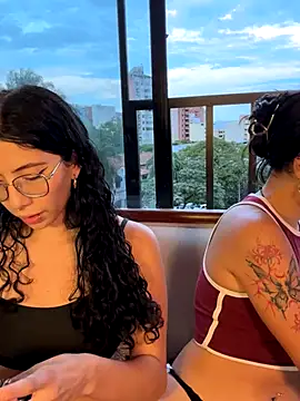 Alice surprise online show from 01-08-26, 10:23