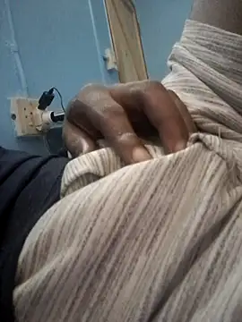  RapElani-2290 online show from 02-19-25, 03:49