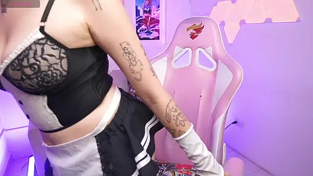 SaharaKramer online show from 02-20-25, 07:19