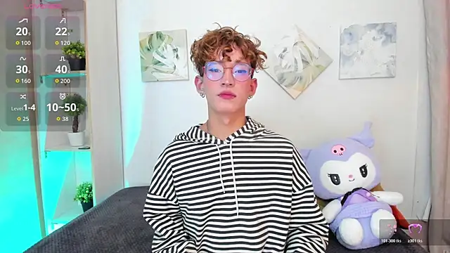 Snapshot of iiangel_ chatting on 11-25-25, 03:06 iiangel online show from 11-25-25, 03:06