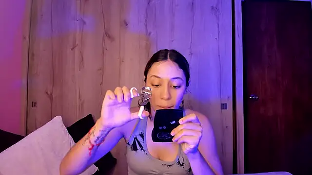 TANIA 06 online show from 04-24-26, 01:02