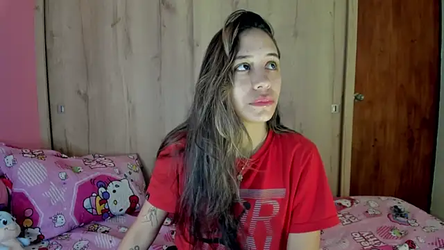 TANIA 06 online show from 06-15-26, 01:13