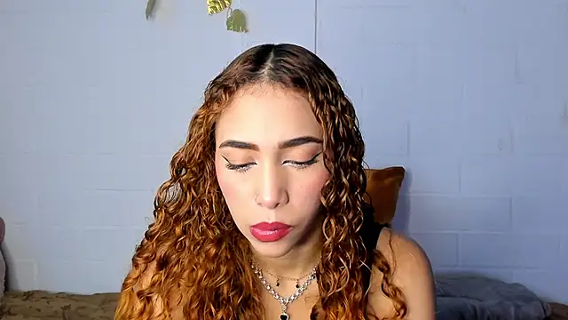 Snapshot of LiaHansson chatting on 11-10-25, 05:34 LiaHansson online show from 11-10-25, 05:34