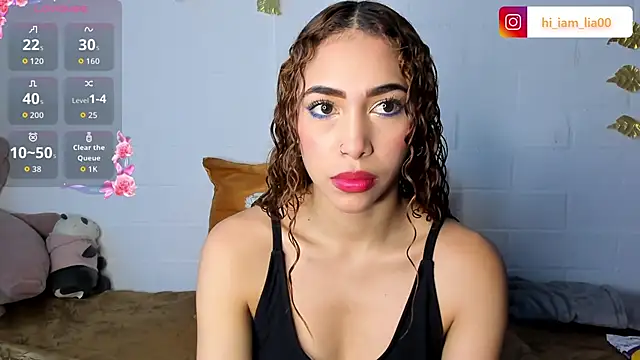 Snapshot of LiaHansson chatting on 11-12-25, 05:24 LiaHansson online show from 11-12-25, 05:24