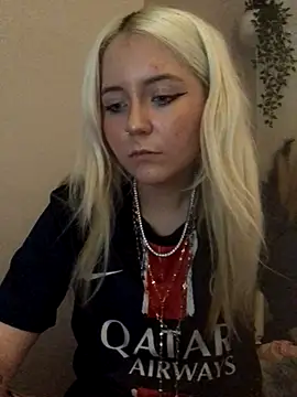 Blondie Sofia Essexbabe online show from 10-22-25, 07:35