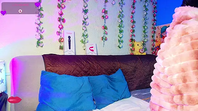 Vicky Miller 05 online show from 04-18-26, 07:58