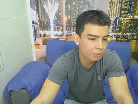 seigfried0 online show from 02-18-25, 06:37