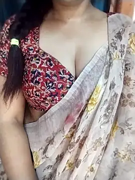 Snapshot of suthas99 chatting on 04-08-26, 02:33 suthas99 online show from 04-08-26, 02:33