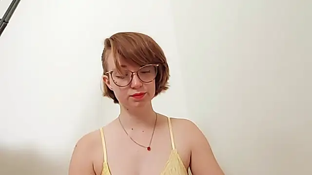 Elise Nyx online show from 09-16-25, 01:01