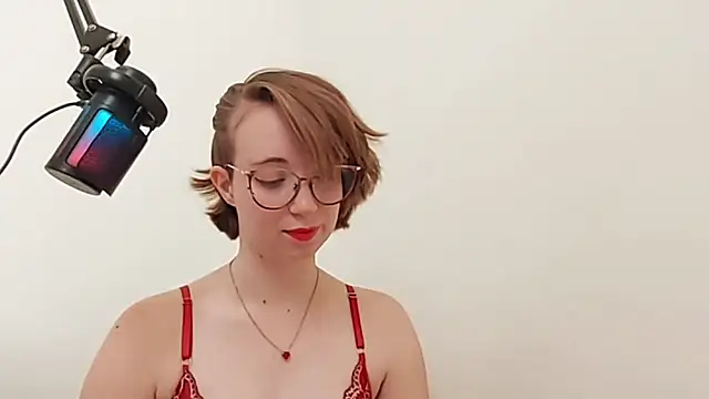 Elise Nyx online show from 10-02-25, 12:45