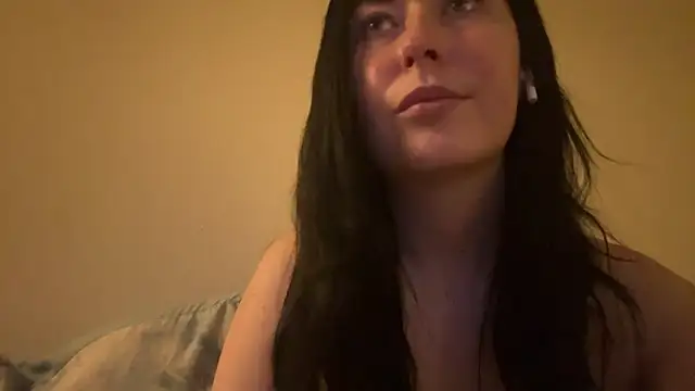 Snapshot of ashisscene chatting on 04-05-26, 07:22 ashisscene online show from 04-05-26, 07:22