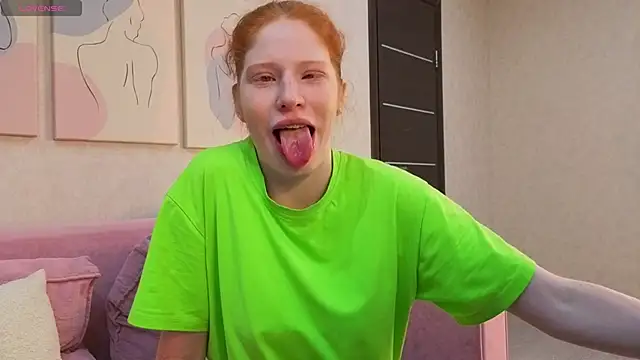 Snapshot of Sandra_Wi1son chatting on 05-19-26, 01:44 Sandra Wi1son online show from 05-19-26, 01:44