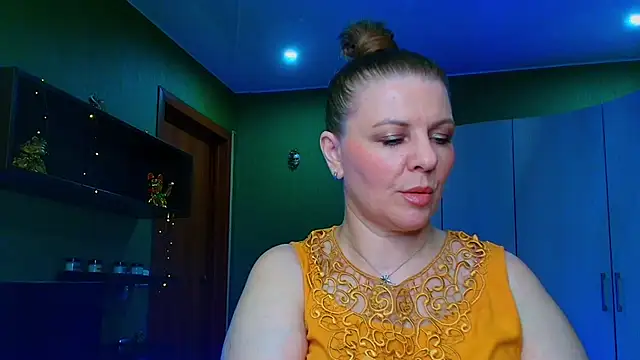 Snapshot of VeronikawGold chatting on 05-22-26, 06:57 VeronikawGold online show from 05-22-26, 06:57