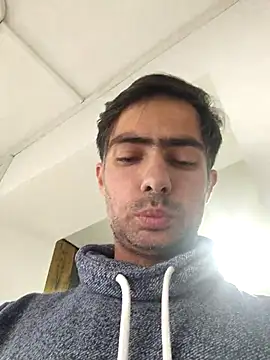 andreiiiii2025 online show from 10-06-25, 08:45