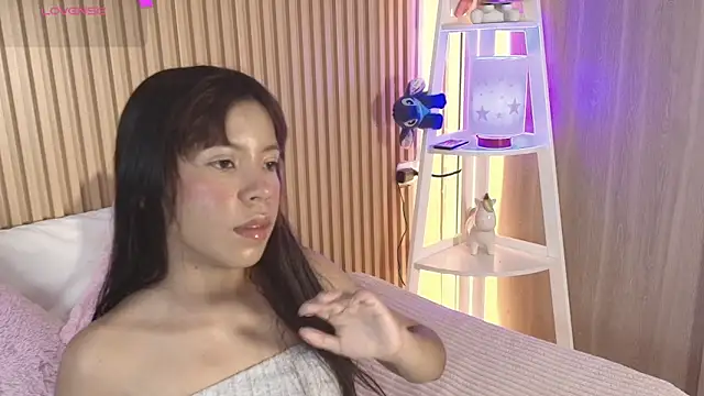 emily sweett24 online show from 04-09-26, 12:32