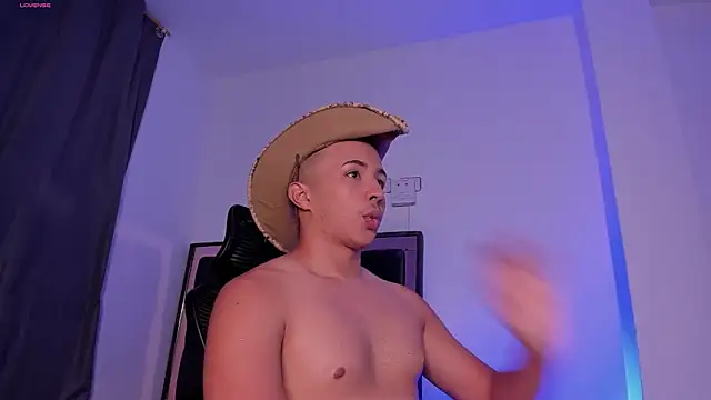 Donathoo1 online show from 04-23-26, 02:46