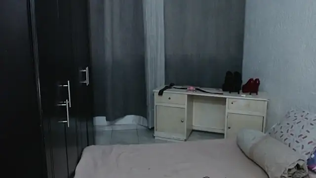 EngelCristaly online show from 06-02-26, 04:36