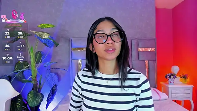 Tyla Ks online show from 04-22-26, 07:04