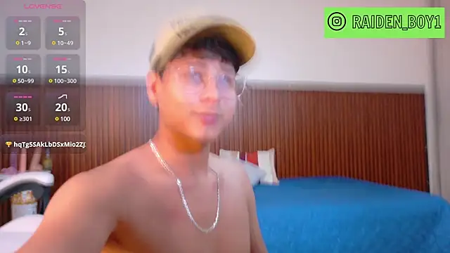 Snapshot of Raiden__Boy chatting on 03-14-25, 08:06 Raiden Boy online show from 03-14-25, 08:06