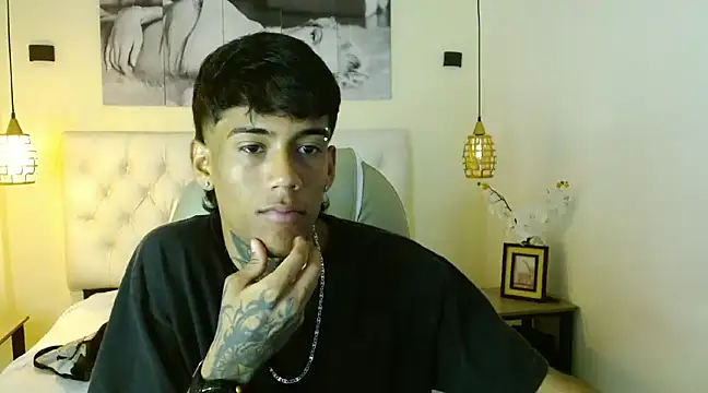 Snapshot of RyanKing19 chatting on 03-04-25, 12:55 RyanKing19 online show from 03-04-25, 12:55