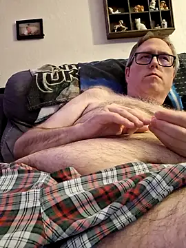 Snapshot of Smallone327 chatting on 02-22-25, 05:02 Smallone327 online show from 02-22-25, 05:02