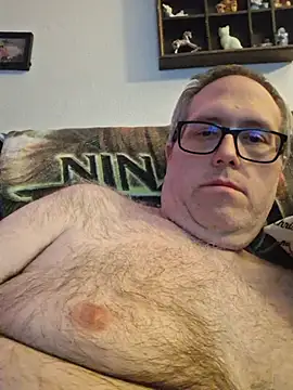 Snapshot of Smallone327 chatting on 11-02-25, 04:48 Smallone327 online show from 11-02-25, 04:48