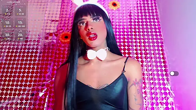 Snapshot of jymena_xxx chatting on 03-08-25, 01:17 jymena xxx online show from 03-08-25, 01:17