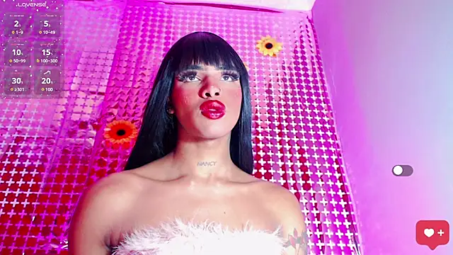 Snapshot of jymena_xxx chatting on 03-12-25, 09:44 jymena xxx online show from 03-12-25, 09:44