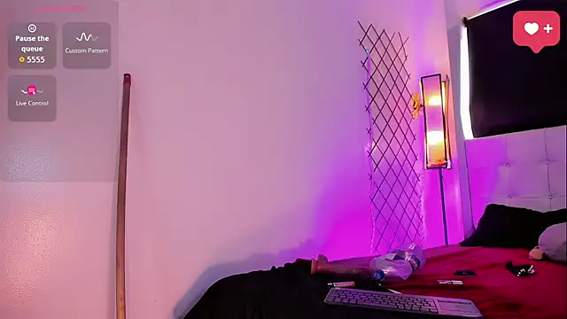 jymena xxx online show from 07-22-26, 07:05