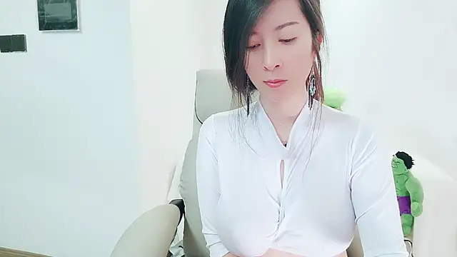 Dazzlebean online show from 04-16-26, 01:17