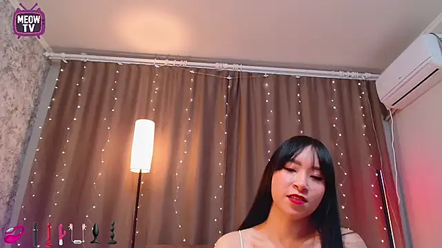 miyakimi0101 online show from 02-04-26, 12:38