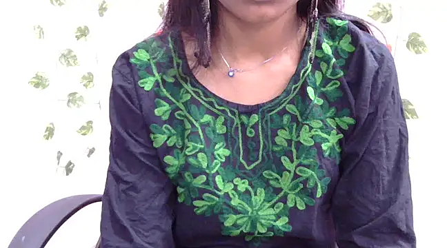 Snapshot of Cute_Pihu01 chatting on 03-10-25, 07:18 Cute Pihu01 online show from 03-10-25, 07:18