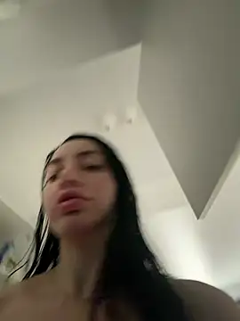 Mia Splash online show from 03-14-26, 10:32