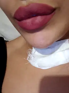 Sexlove1xo online show from 11-03-25, 03:02